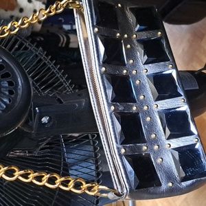 Vintage elegant   eye catching evening purse